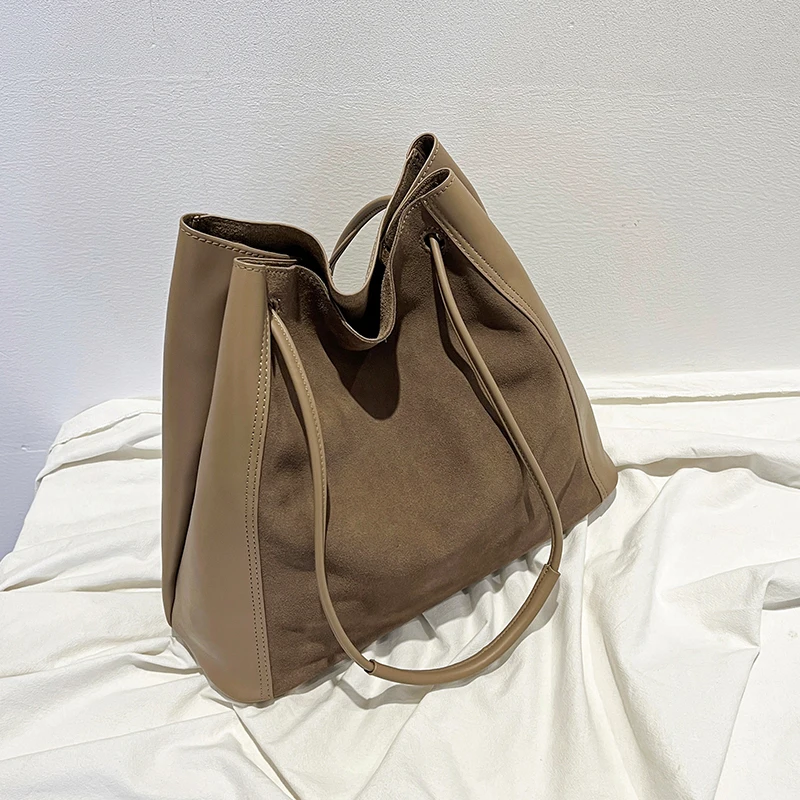 Vintage Tote Bags Women Luxury Designer Handbag Versatile 2023 New In Genuine Leather Bucket Shape Color Matching Sling Bag Y2K
Vintage Tote Bags Women Luxury Designer Handbag Versatile 2023 New In Genuine Leather Bucket Shape Color Matching Sling Bag Y2K