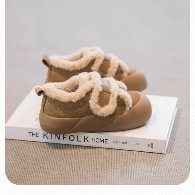 2025 Children's Cotton Shoes Winter New Style Thickened Warm and Comfortable Girls' Soft Bottom Fashion Retro Boys' Casual Shoes
2025 Children's Cotton Shoes Winter New Style Thickened Warm and Comfortable Girls' Soft Bottom Fashion Retro Boys' Casual Shoes