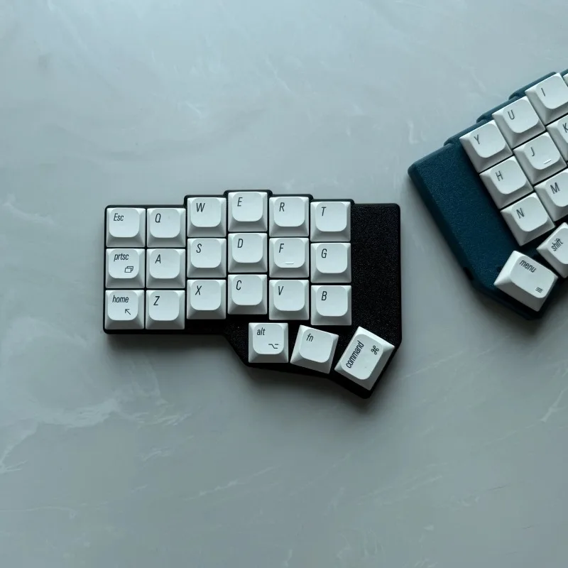 Комплект беспроводной разделенной клавиатуры Corne Choc, Bluetooth, индивидуальная горячая замена, эргономика QMK, двойной режим для разделенной левой и правой клавиатуры 
Комплект беспроводной разделенной клавиатуры Corne Choc, Bluetooth, индивидуальная горячая замена, эргономика QMK, двойной режим для разделенной левой и правой клавиатуры