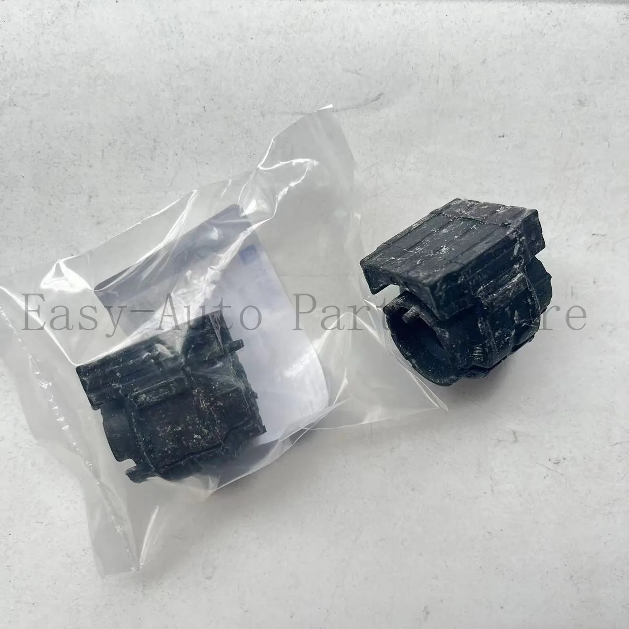 (2pcs/lot)Anti Roll Bar Bushing Kit Rear Axle OEM#13281790 Bushing isolation Stabilizer Rubber For OPEL Insignia VAUXHALL 444091
(2pcs/lot)Anti Roll Bar Bushing Kit Rear Axle OEM#13281790 Bushing isolation Stabilizer Rubber For OPEL Insignia VAUXHALL 444091