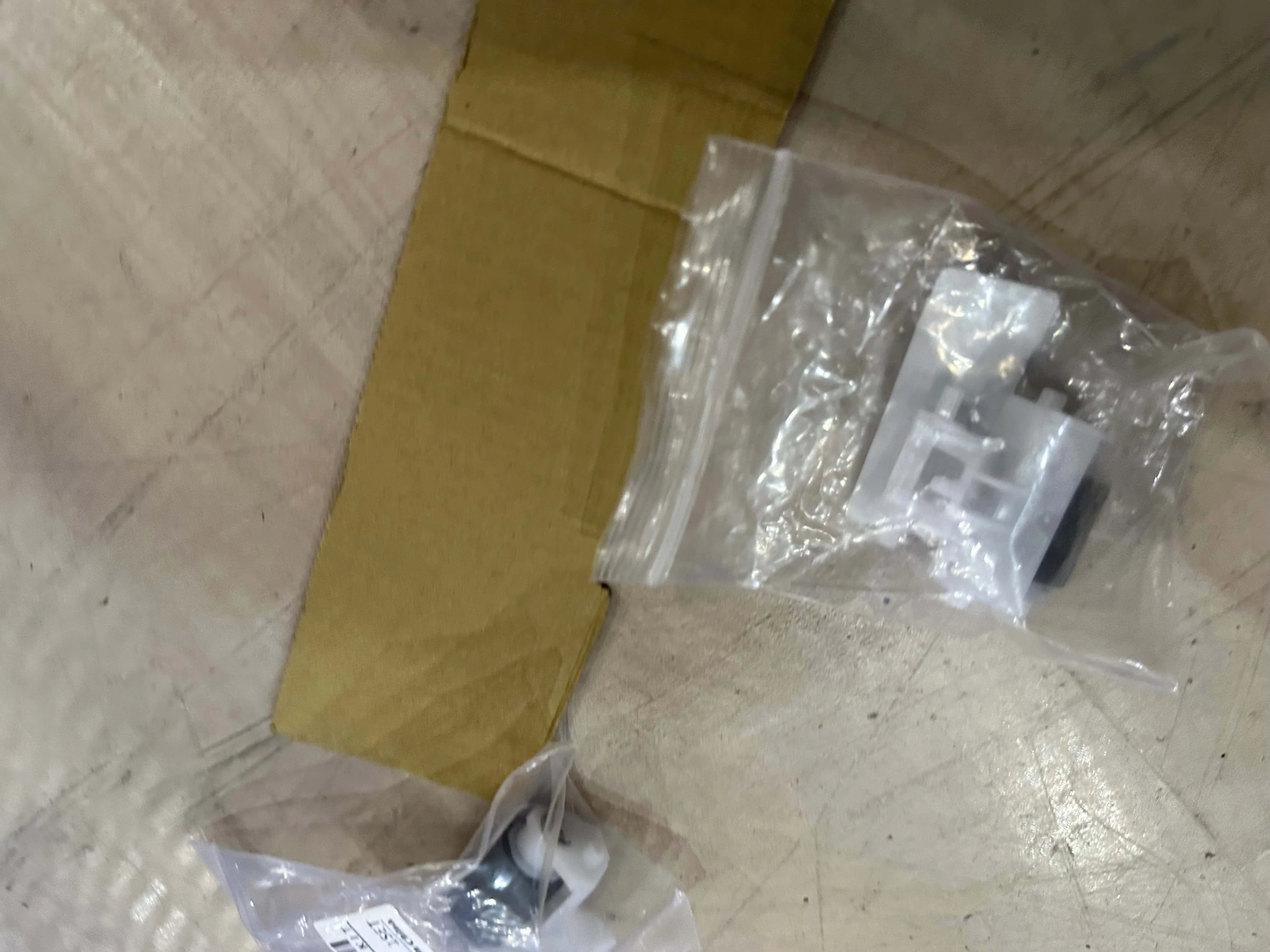 50pc Separation Roller for EPSON L110 L120 L130 L132 L111 L211 L222 L210 L220 L455 L456 L360 L300 L310 L350 L355 L362 L365 L366
50pc Separation Roller for EPSON L110 L120 L130 L132 L111 L211 L222 L210 L220 L455 L456 L360 L300 L310 L350 L355 L362 L365 L366