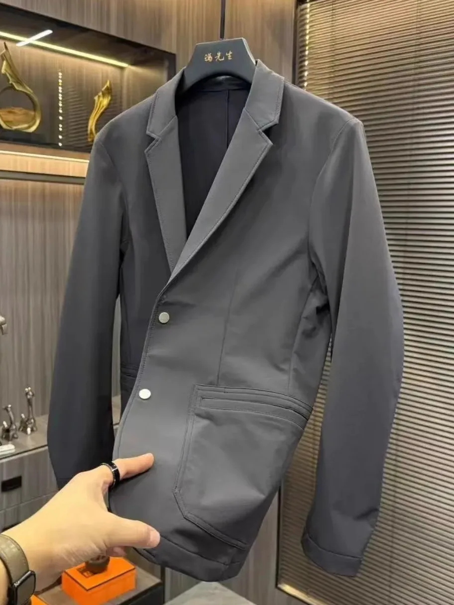 High Quali Men's Casual Busin Suit Stand Fit Spring Autumn Faionable Versatile Ele Sli Flat Collar Long Sve
High Quali Men's Casual Busin Suit Stand Fit Spring Autumn Faionable Versatile Ele Sli Flat Collar Long Sve