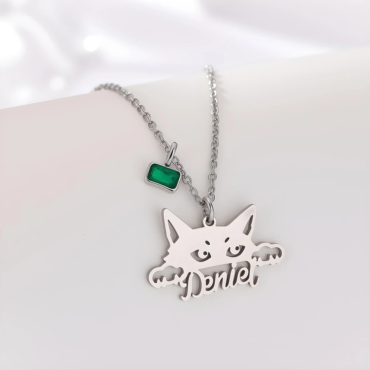 Chandler Custom Name Cute Fox Animal Pendant Necklace for Women Men Stainless Steel Jewelry Gift Wholesale
Chandler Custom Name Cute Fox Animal Pendant Necklace for Women Men Stainless Steel Jewelry Gift Wholesale