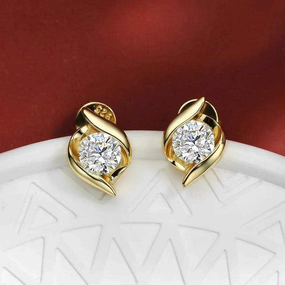 0.5 Carat 5mm D Color VVS1 Moissanite Stud Earring For Women 925 Sterling Silver Wedding Party Luxury Diamond Fine Jewelry
0.5 Carat 5mm D Color VVS1 Moissanite Stud Earring For Women 925 Sterling Silver Wedding Party Luxury Diamond Fine Jewelry