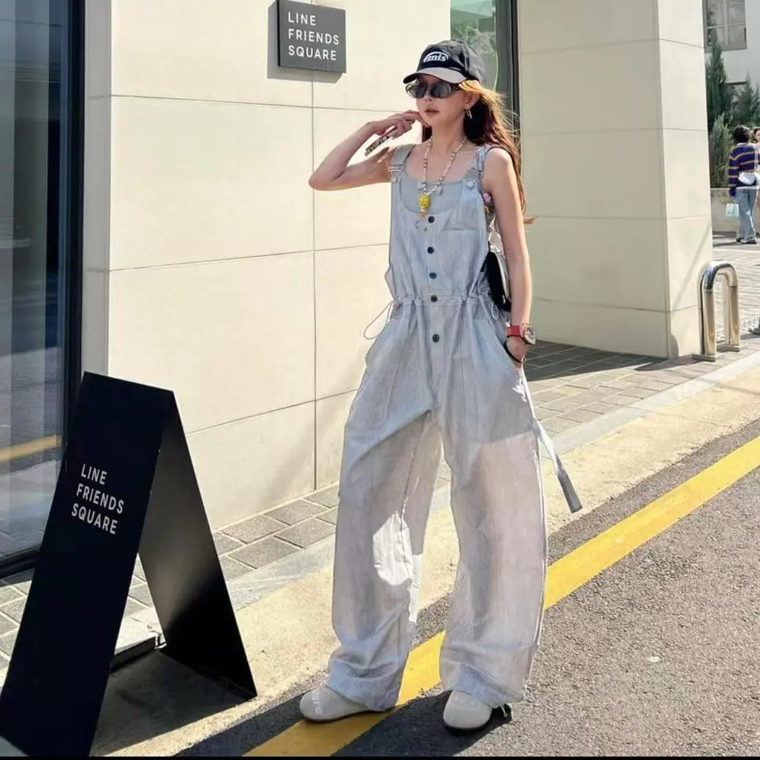 Korean Style Casual Cotton Linen Blend Striped Romper with Straps Women's High Waist Long Pants Thin Fabric Summer Suit
Korean Style Casual Cotton Linen Blend Striped Romper with Straps Women's High Waist Long Pants Thin Fabric Summer Suit
