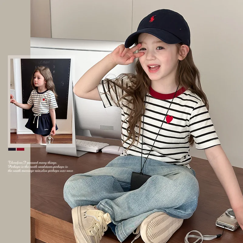 Children Striped Short Sleeved T-shirts 2025 Summer Girls Korean Stylish Contrasting Embroidered Heart T-shirt
Children Striped Short Sleeved T-shirts 2025 Summer Girls Korean Stylish Contrasting Embroidered Heart T-shirt