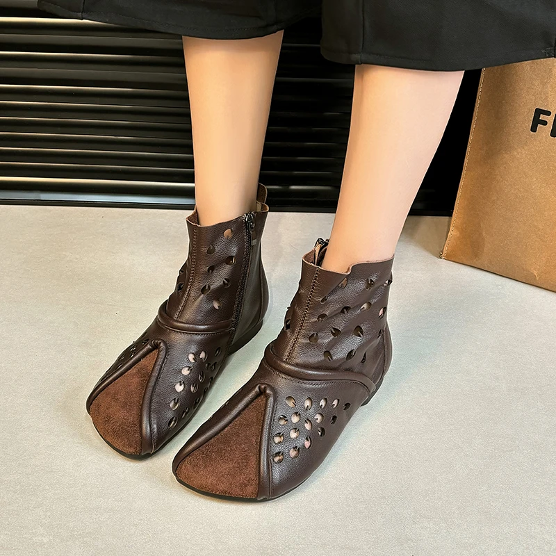 Vintage Hand-hollowed Decorative Summer Boots 2025 New Leather Sandals Leisure Multi-functional Women's Shoes Outdoor Leisure
Vintage Hand-hollowed Decorative Summer Boots 2025 New Leather Sandals Leisure Multi-functional Women's Shoes Outdoor Leisure
