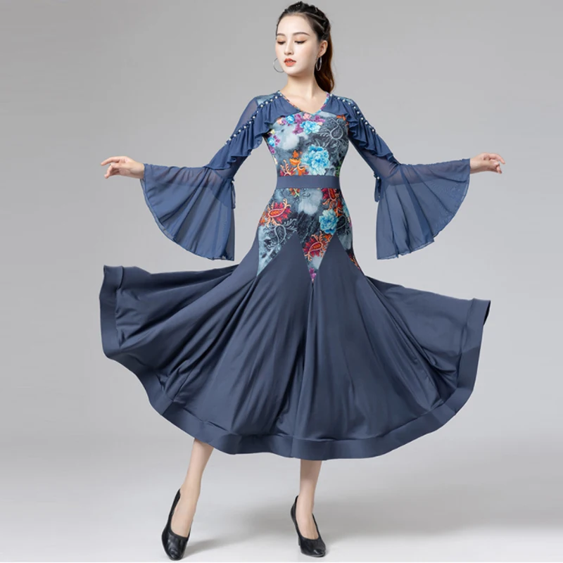 Flare Sleeve Ballroom Dancing Dress Blue/Black Competition Dress Printing Tango Waltz Performance Costume Practice Wear DL9897
Flare Sleeve Ballroom Dancing Dress Blue/Black Competition Dress Printing Tango Waltz Performance Costume Practice Wear DL9897