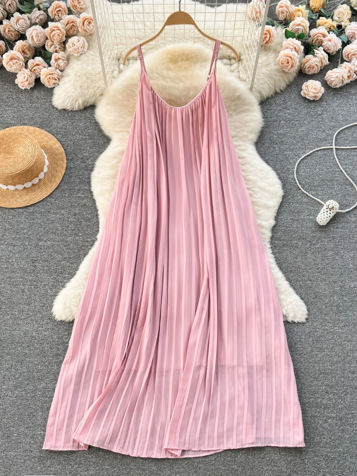 Laid-back Style Vacation Skirt Gentle Pure Color Chiffon Pleated Long Wrap Beach Dress Strapless Dress Spring 2024 Ladies' Fa...
Laid-back Style Vacation Skirt Gentle Pure Color Chiffon Pleated Long Wrap Beach Dress Strapless Dress Spring 2024 Ladies' Fa...