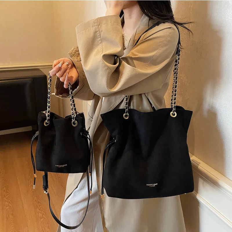 French-style High End Chain Bag Niche Design Large-capacity Bucket Bag New Simple Frosted Crossbody Bag Fashion Women's Handbags
French-style High End Chain Bag Niche Design Large-capacity Bucket Bag New Simple Frosted Crossbody Bag Fashion Women's Handbags