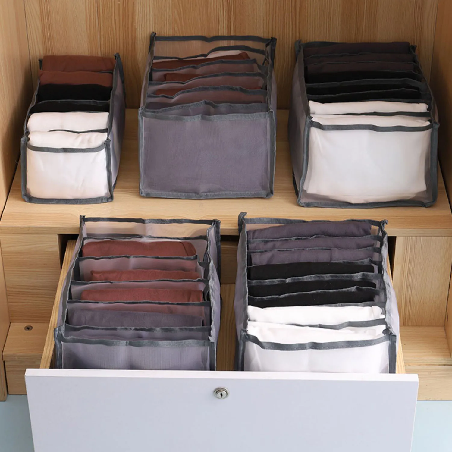 T-shirt, clothes storage, artifact pants, compartment box, sorting box, wardrobe drawer, clothes compartment, basket, folding do
T-shirt, clothes storage, artifact pants, compartment box, sorting box, wardrobe drawer, clothes compartment, basket, folding do