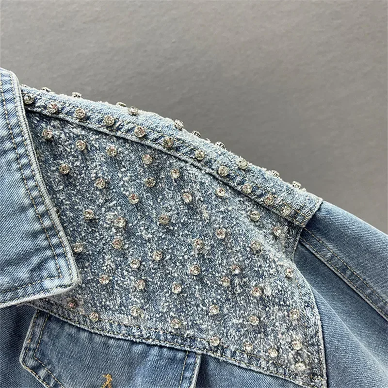 Spring Autumn New Fashion Beaded Diamond Frayed Blue Denim Jacket Casual Loose Lapel Long Sleeve Female Jeans Jacket Streetwear
Spring Autumn New Fashion Beaded Diamond Frayed Blue Denim Jacket Casual Loose Lapel Long Sleeve Female Jeans Jacket Streetwear