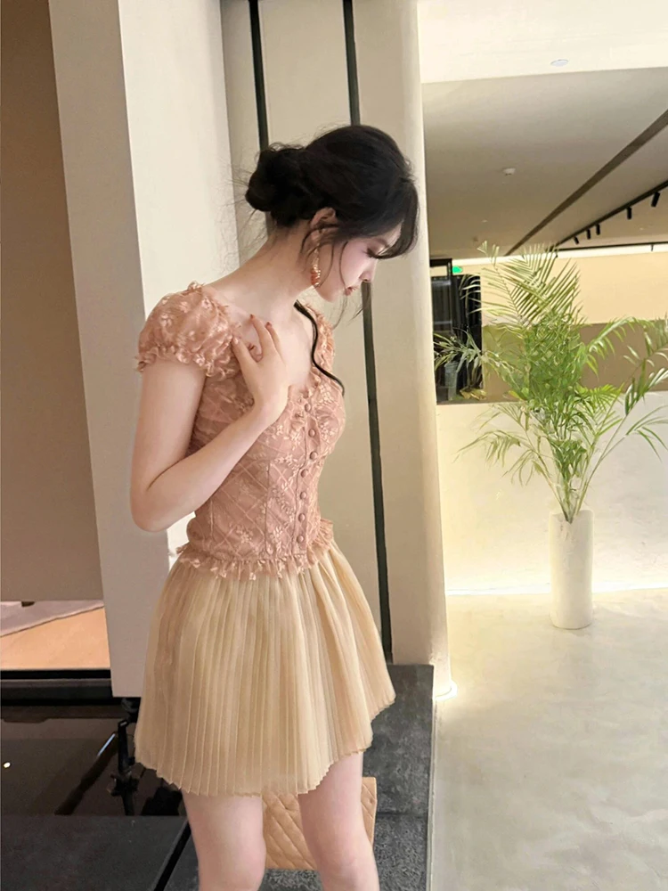 Комплект XZY: юбка с высокой талией и кружевной отделкой и топ, летний женский наряд в стиле Gentlewoman, подходит для офиса
Комплект XZY: юбка с высокой талией и кружевной отделкой и топ, летний женский наряд в стиле Gentlewoman, подходит для офиса