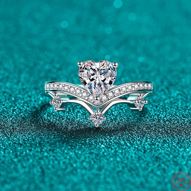 2ct D Color Moissanite S925 Silver Engagement Ring for Women Multi Layer Gold Plated Love Valentine's Day Gift Jewelry Wholesale
2ct D Color Moissanite S925 Silver Engagement Ring for Women Multi Layer Gold Plated Love Valentine's Day Gift Jewelry Wholesale