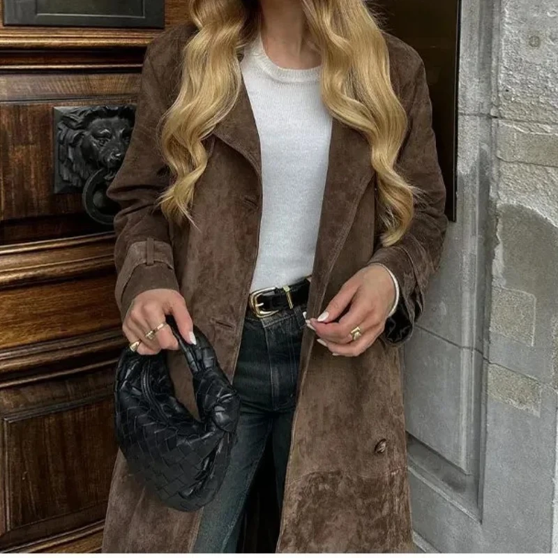 Autumn 2025 Women's Women's Windbreaker Temperament Elegant Khaki Leather Double-breasted Lapel Coat
Autumn 2025 Women's Women's Windbreaker Temperament Elegant Khaki Leather Double-breasted Lapel Coat