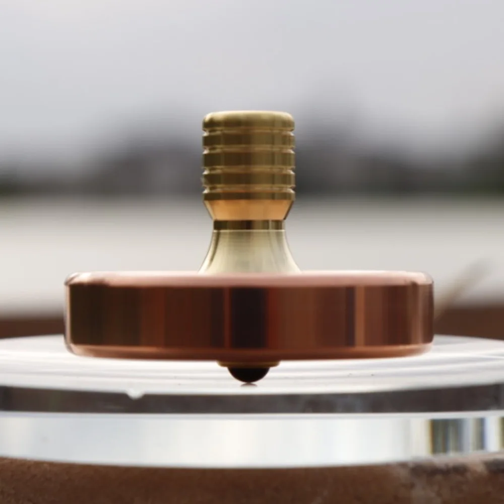 SGEDC Copper Spinning Top Silent and Stable Rotating Desktop Stress Relief Toy
SGEDC Copper Spinning Top Silent and Stable Rotating Desktop Stress Relief Toy