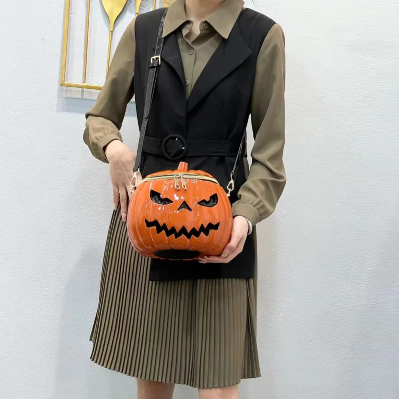 Women Novelty Shoulder Bag Pumpkin Shaped Halloween Crossbody Bag Unique Weird PVC Handbag Halloween Casual Personalized Purse
Women Novelty Shoulder Bag Pumpkin Shaped Halloween Crossbody Bag Unique Weird PVC Handbag Halloween Casual Personalized Purse