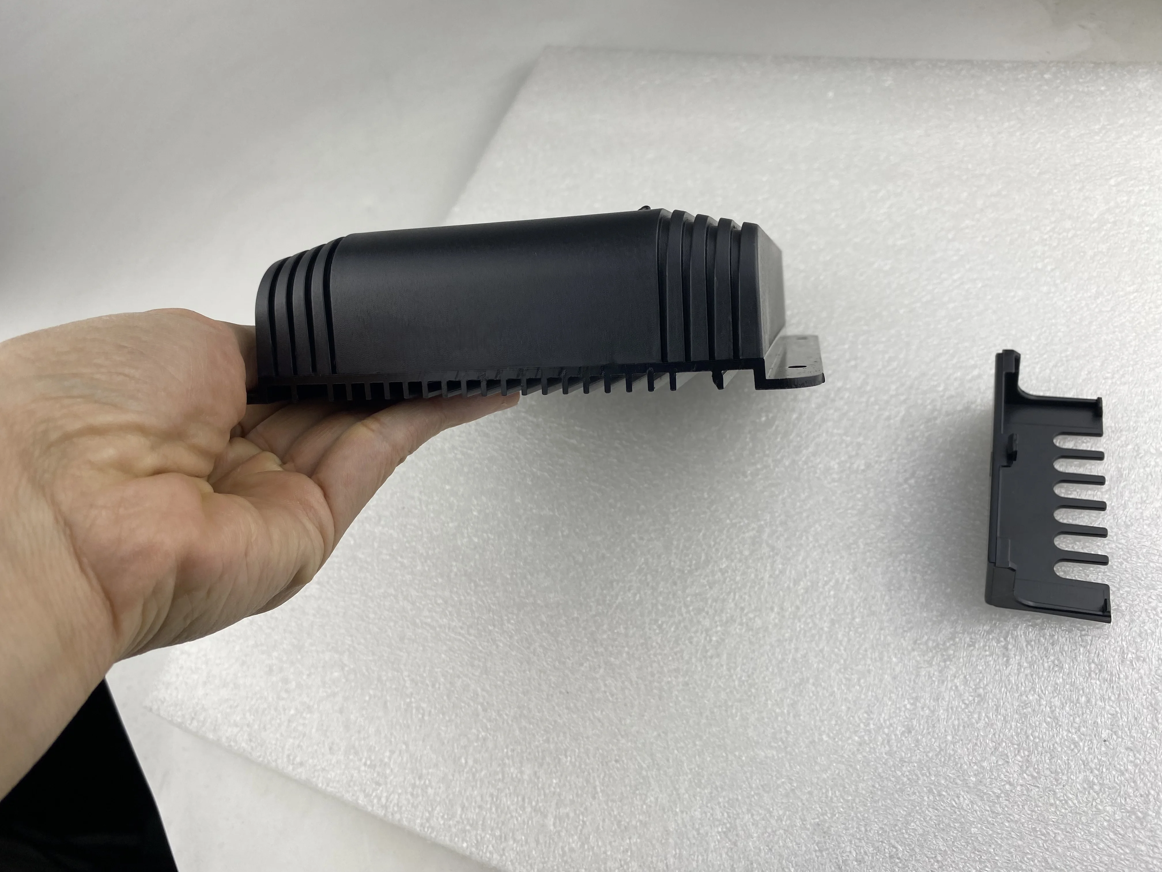 12V 24V 48V 5000W Wifi Wind Solar Hybrid Charge Controller, MPPT Charge for Solar Panel Wind Turbine, Lithium Lead Acid Battery
12V 24V 48V 5000W Wifi Wind Solar Hybrid Charge Controller, MPPT Charge for Solar Panel Wind Turbine, Lithium Lead Acid Battery