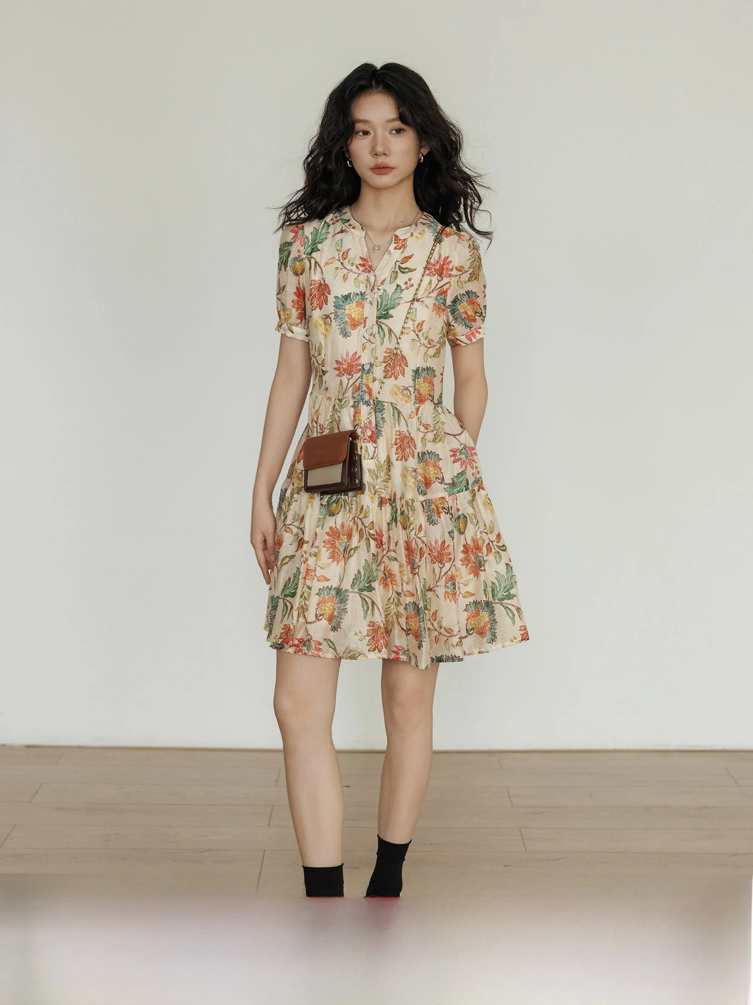 Vastand Summer Vacation Style Women's Dress V-Neck Short Sleeve Slimming Waist Casual Long Dress High Waist A-Line Skirt
Vastand Summer Vacation Style Women's Dress V-Neck Short Sleeve Slimming Waist Casual Long Dress High Waist A-Line Skirt