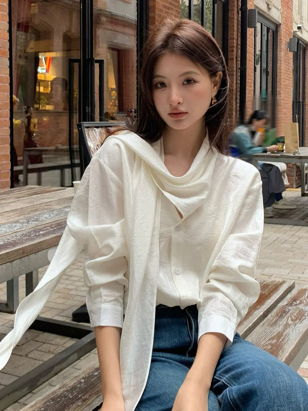 Casual Style Long Sleeve Shirt Women's Fashionable Beige Design Sense Sash Casual Versatile Top Polyester Fiber Spring Season
Casual Style Long Sleeve Shirt Women's Fashionable Beige Design Sense Sash Casual Versatile Top Polyester Fiber Spring Season