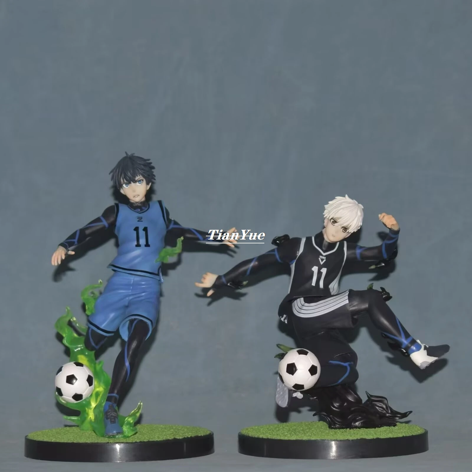 Аниме Blue Rock Isagi Yoichi vs Nagi Seishiro стрельба в штраф фигурка из ПВХ кукла модель игрушки украшение 14 см
Аниме Blue Rock Isagi Yoichi vs Nagi Seishiro стрельба в штраф фигурка из ПВХ кукла модель игрушки украшение 14 см