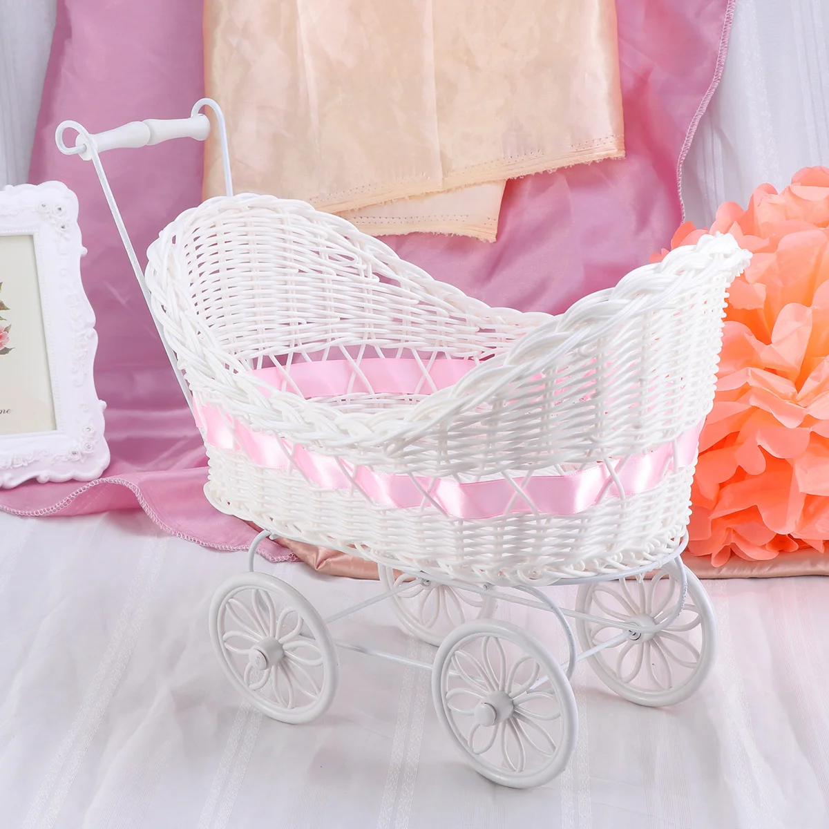 1pc Cart Cane Tricycles Flower Basket Knitted Flower Mini Car Furnishing Articles for Wedding Baby Shower Party Birthday Decor (
1pc Cart Cane Tricycles Flower Basket Knitted Flower Mini Car Furnishing Articles for Wedding Baby Shower Party Birthday Decor (