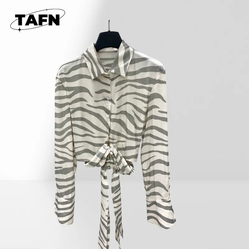 New Leopard Print Shirt Women's Shirt Long Sleeve Cotton Casual Blouse Ladies Pleated Shirt Long Sleeve Work Casual BlouseAH0143
New Leopard Print Shirt Women's Shirt Long Sleeve Cotton Casual Blouse Ladies Pleated Shirt Long Sleeve Work Casual BlouseAH0143