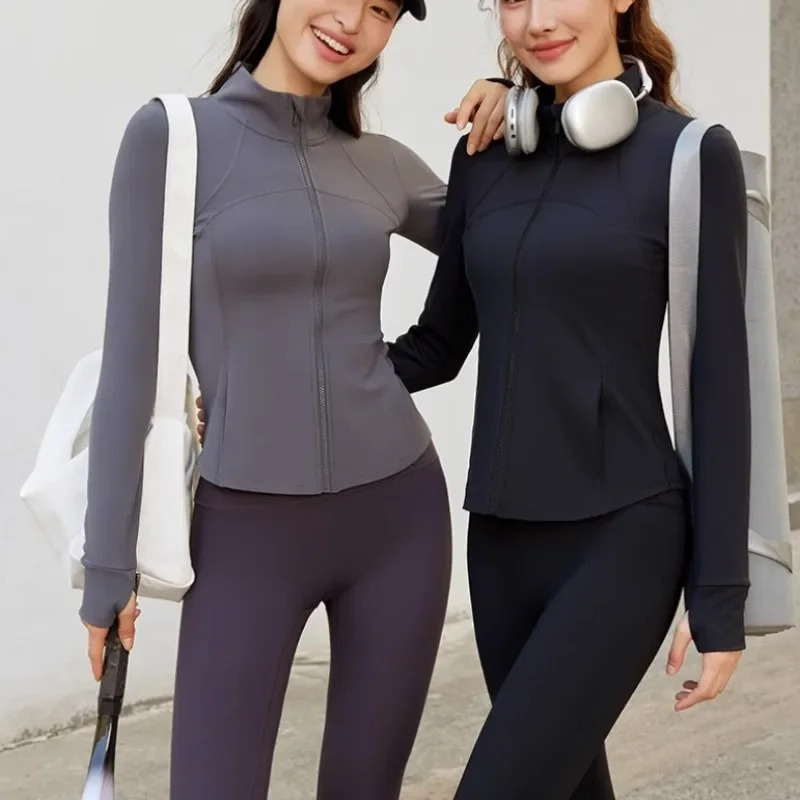 Standing collar yoga wear women Outdoor running fitness training sports long sleeve jacket
Standing collar yoga wear women Outdoor running fitness training sports long sleeve jacket