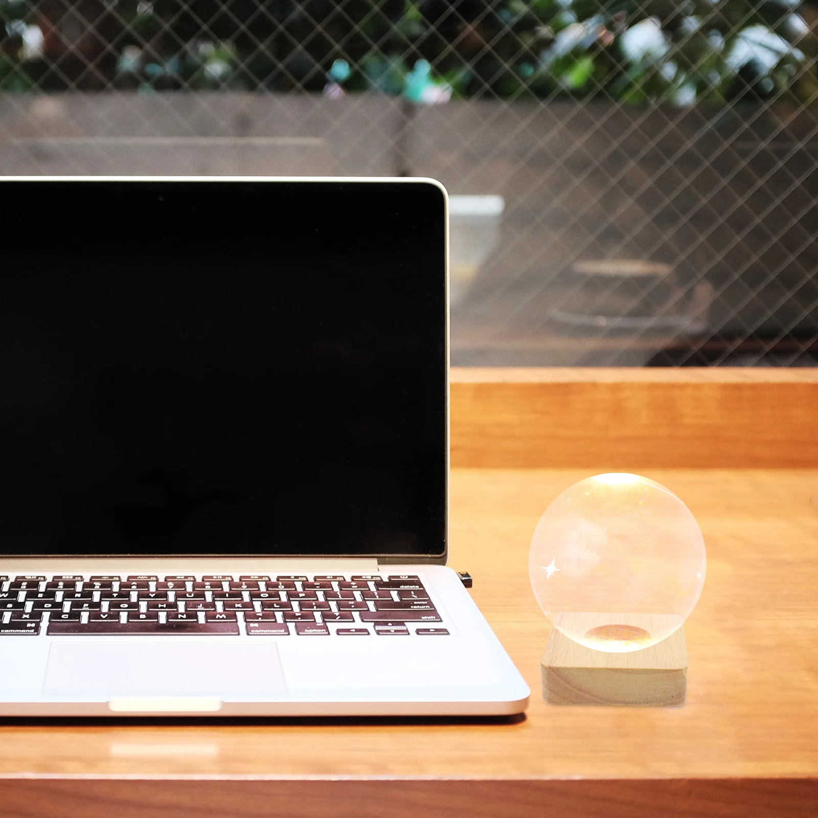 Wooden Led Display Base For Crystal Ball Snow Globe Illuminated Stand Night Light Decor Solid Wood Holder Home Office
Wooden Led Display Base For Crystal Ball Snow Globe Illuminated Stand Night Light Decor Solid Wood Holder Home Office