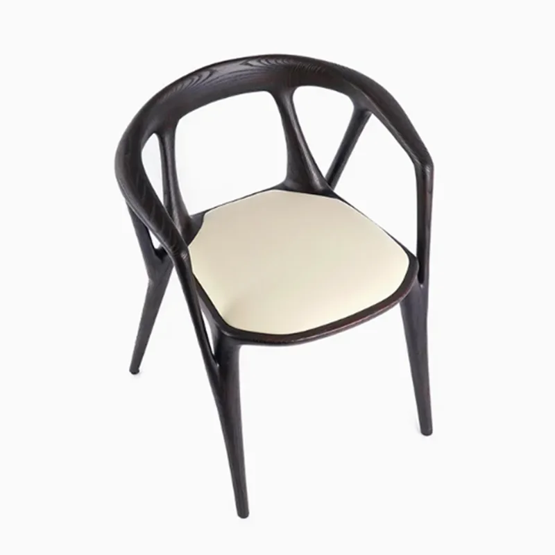 Nordic Italian wood softbag back armrest dining chair
Nordic Italian wood softbag back armrest dining chair