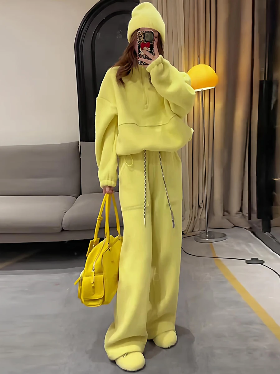 Yellow Hoodie Wide Leg Pants Two Piece Set Winter Casual Sportswear Women's Fashion Anti Aging Street Style Korean Loose Fit
Yellow Hoodie Wide Leg Pants Two Piece Set Winter Casual Sportswear Women's Fashion Anti Aging Street Style Korean Loose Fit