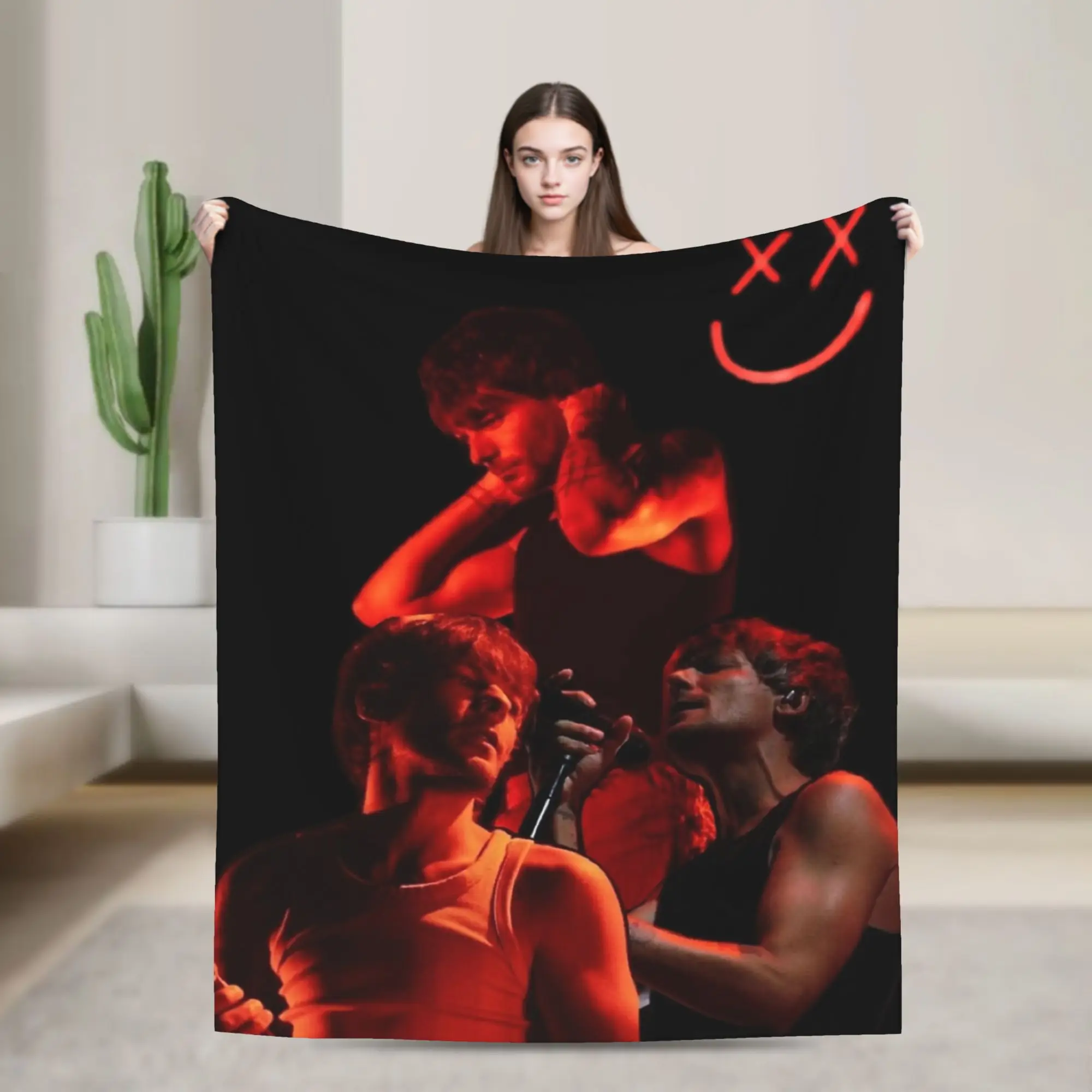 Одеяло Louis Tomlinsons Lemonade Tour 2025 с принтом для мужчин и женщин, супер мягкие уютные пледы для кровати 50x60 дюймов, разные размеры
Одеяло Louis Tomlinsons Lemonade Tour 2025 с принтом для мужчин и женщин, супер мягкие уютные пледы для кровати 50x60 дюймов, разные размеры