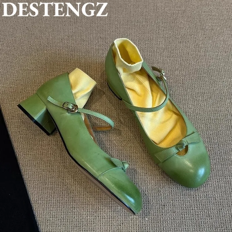 Marie Janes High Heels Shoes Women Loafers Bow Sandals Elegant 2025 Woman Pumps Shallow Chunky Summer Leather Zapatos De Mujer
Marie Janes High Heels Shoes Women Loafers Bow Sandals Elegant 2025 Woman Pumps Shallow Chunky Summer Leather Zapatos De Mujer