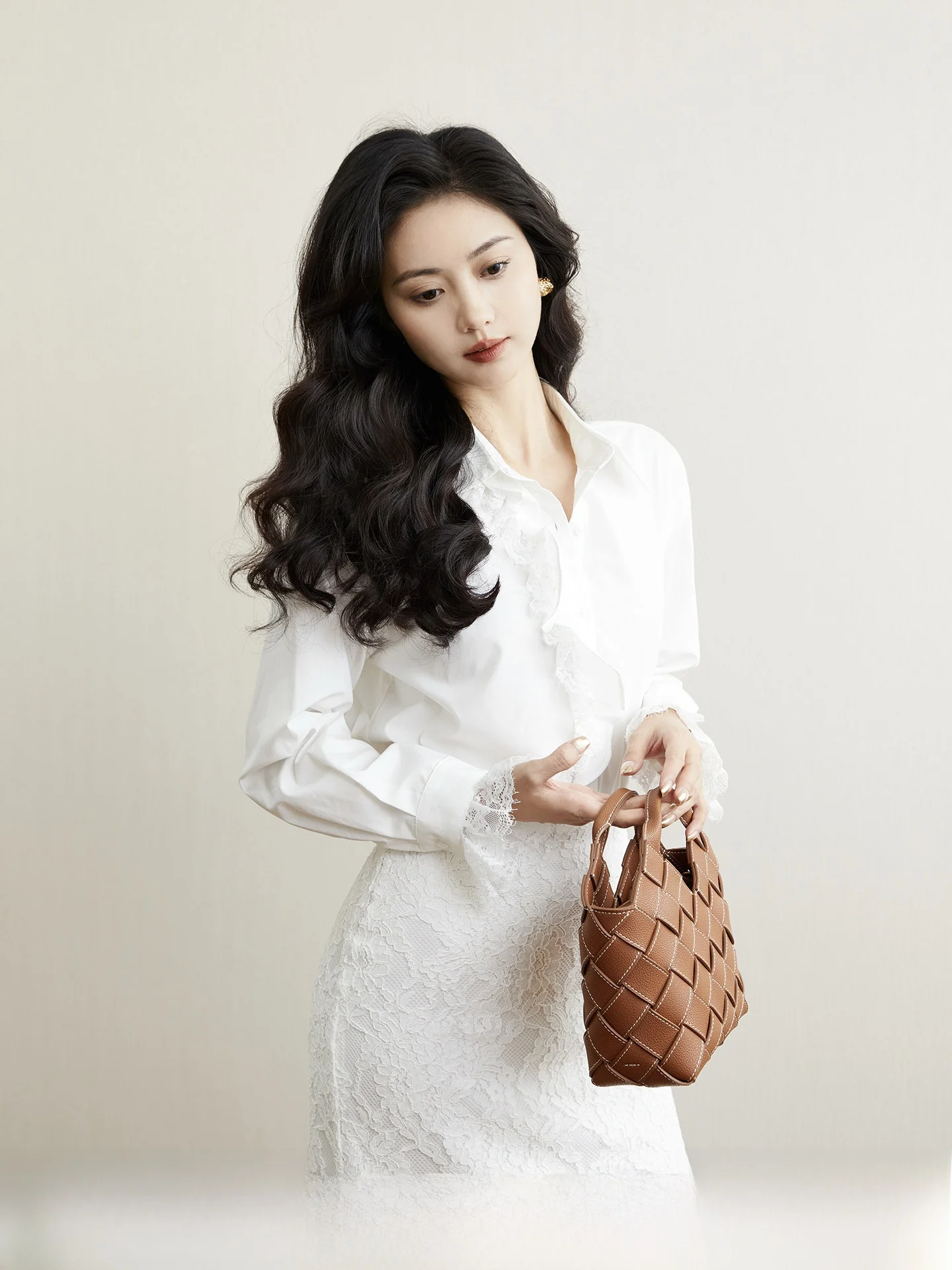 TAIYANG OFFICE Lace Splice Long Sve White irt Women's Spring Commute Sle Casual Straight Cotton Blend Breathable
TAIYANG OFFICE Lace Splice Long Sve White irt Women's Spring Commute Sle Casual Straight Cotton Blend Breathable