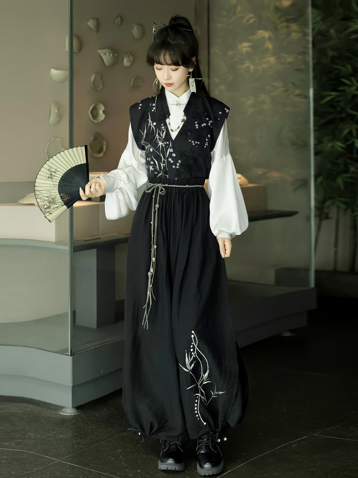 Original Hanfu Women's Spring New National Sle Han Costume Improved Song Pants Future Luxury Clothing Traditional Chinese D...
Original Hanfu Women's Spring New National Sle Han Costume Improved Song Pants Future Luxury Clothing Traditional Chinese D...