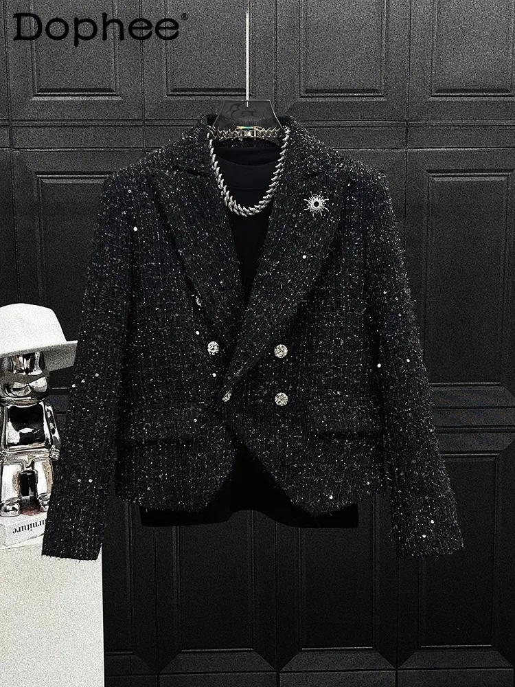 Men's 2025 New Small Fragrant Black Shoulder Padded Blazers Male Handsome Chic Tailored Coats High-end Trendy Loose Suit Jackets
Men's 2025 New Small Fragrant Black Shoulder Padded Blazers Male Handsome Chic Tailored Coats High-end Trendy Loose Suit Jackets