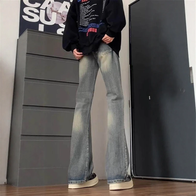 Мужские джинсы Cleanfit Vintage с прямым кроем, низкой посадкой, декоративным 3D-дизайном, в американском стиле High Street, модель Bootcut
Мужские джинсы Cleanfit Vintage с прямым кроем, низкой посадкой, декоративным 3D-дизайном, в американском стиле High Street, модель Bootcut