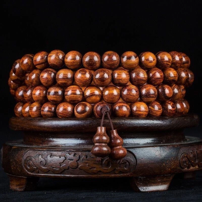 Hainan 's 2.0 Ghost Face -to-Eye Bead Bracelet, Old Huanghuali Wood Buddha Beads for Men and Wo
Hainan 's 2.0 Ghost Face -to-Eye Bead Bracelet, Old Huanghuali Wood Buddha Beads for Men and Wo