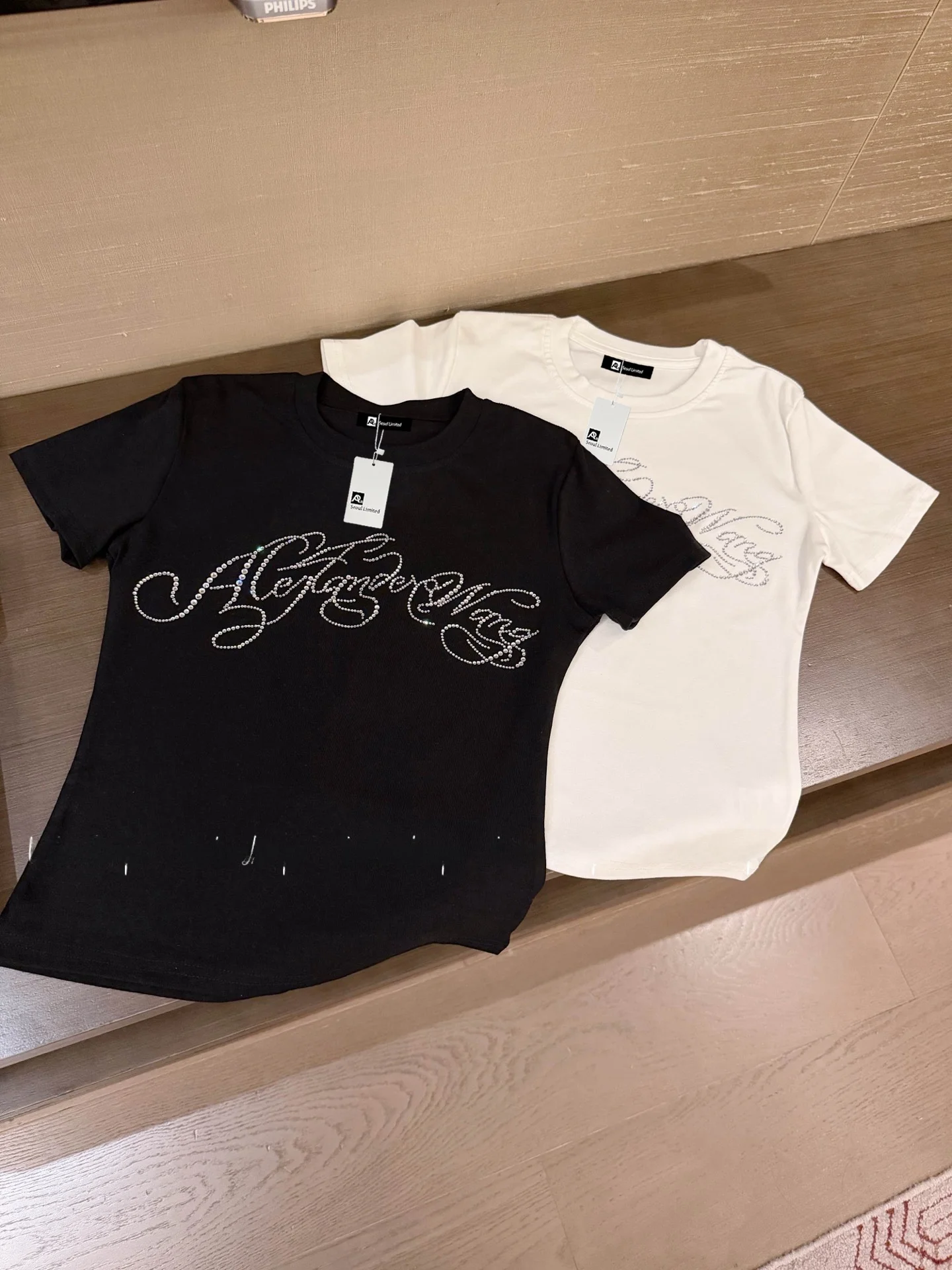 Hot Short Low-Waist Bodycon Short Sleeve Women's Jeans Cotton Comfortable Breathable Summer Fashion Korean Style T-Shirt
Hot Short Low-Waist Bodycon Short Sleeve Women's Jeans Cotton Comfortable Breathable Summer Fashion Korean Style T-Shirt
