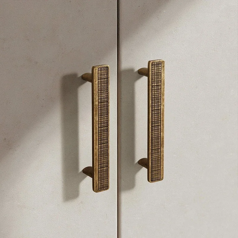 New Chinese-Style Cabinet Door Pull Vintage Wardrobe Cupboard Handle Zinc-Alloy Single-Hole Drawer Pull Furniture Door Handles
New Chinese-Style Cabinet Door Pull Vintage Wardrobe Cupboard Handle Zinc-Alloy Single-Hole Drawer Pull Furniture Door Handles