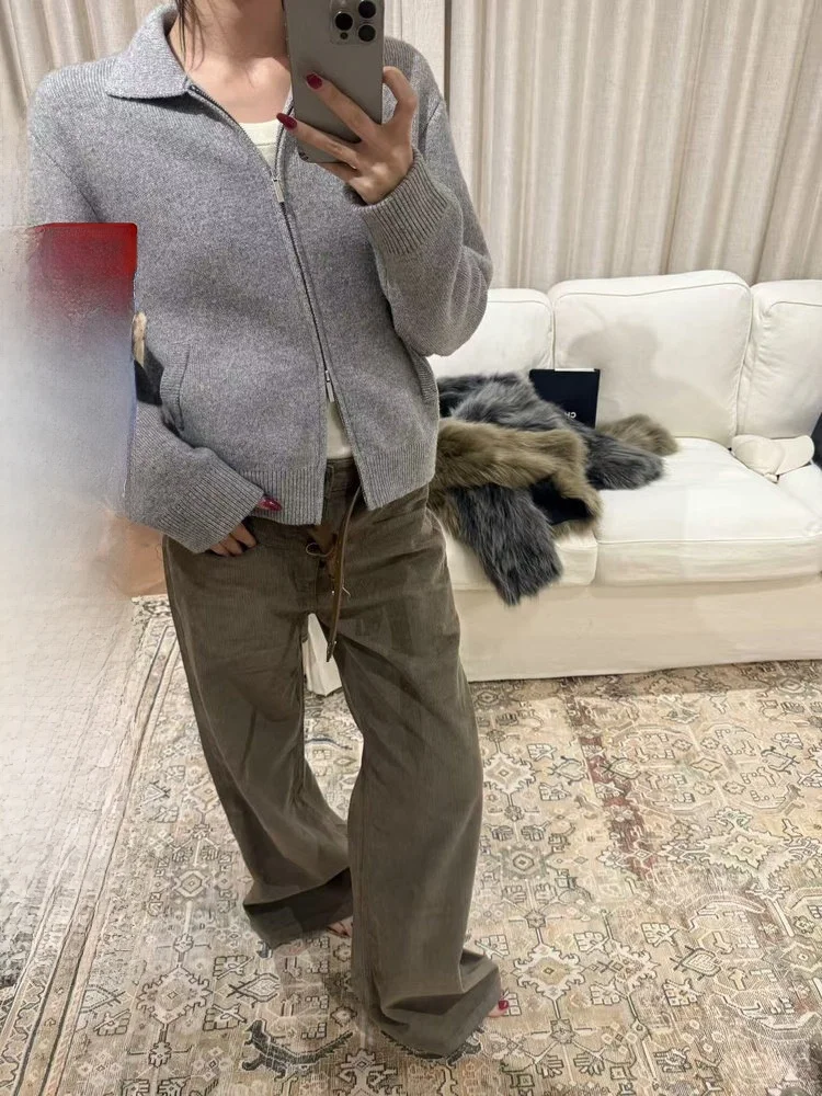 Yangzifan Women's Woolen Knitted Sweater Winter High-End Feel Zipper Cardigan Long Sve Warm Thiened Outerwear Top
Yangzifan Women's Woolen Knitted Sweater Winter High-End Feel Zipper Cardigan Long Sve Warm Thiened Outerwear Top