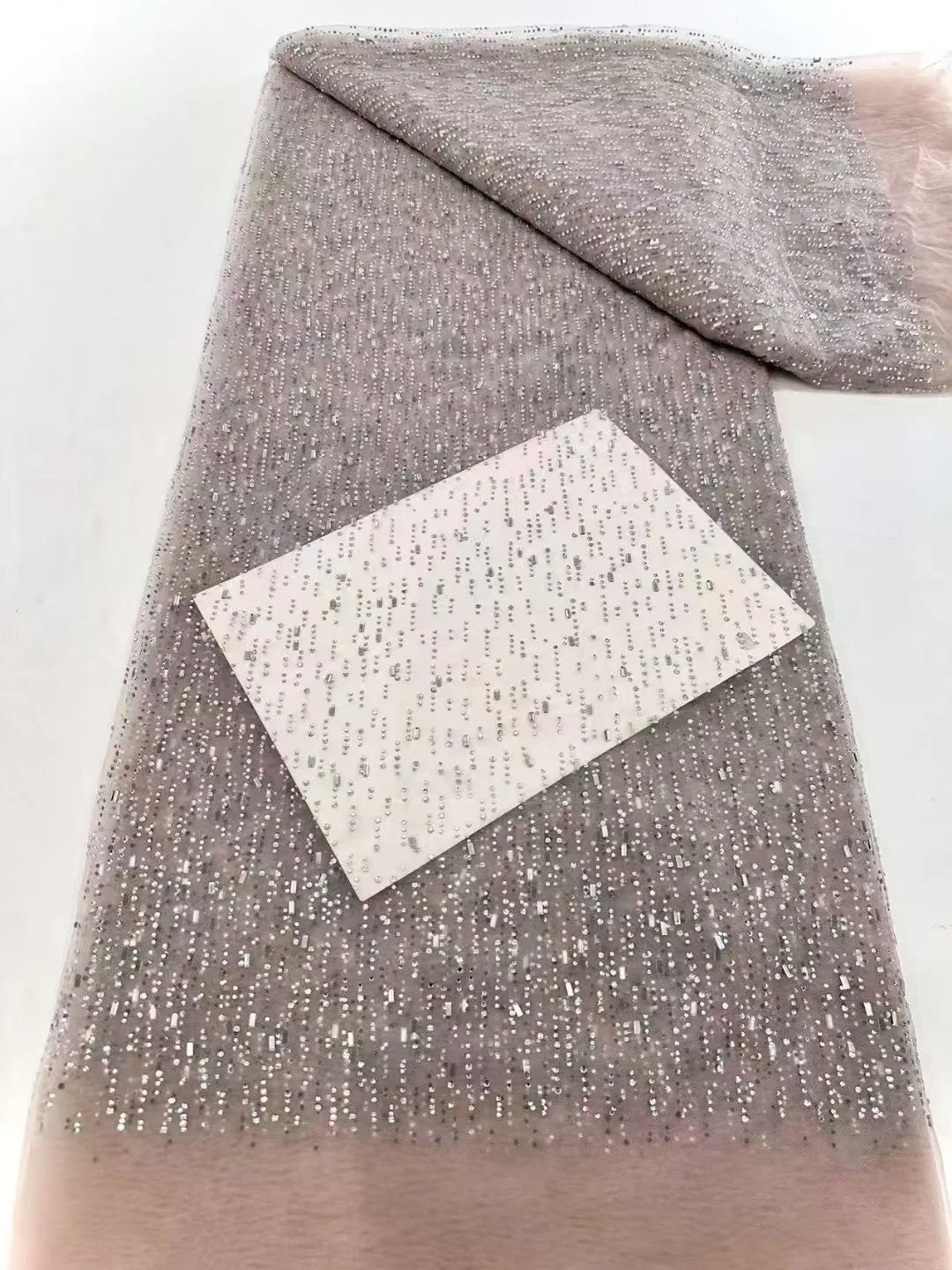 High Quality African French Lace Fabric 2025 Sewing Embroidery Nigeria Lace Fabric for Women Wedding AYY6244
High Quality African French Lace Fabric 2025 Sewing Embroidery Nigeria Lace Fabric for Women Wedding AYY6244