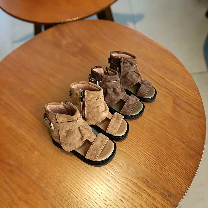 Girls Sandals High Top Open Toes Kids Casual Shoes Side Zipper 2026 Brand New Fashion Children Princess Shoes Soft Bottom
Girls Sandals High Top Open Toes Kids Casual Shoes Side Zipper 2026 Brand New Fashion Children Princess Shoes Soft Bottom