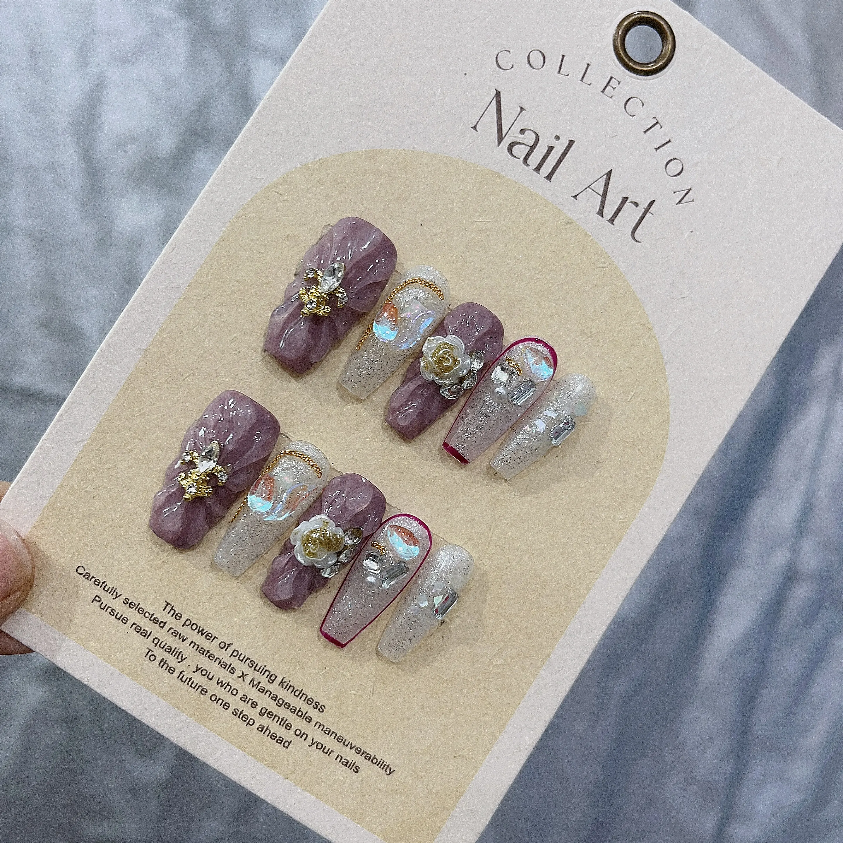 Purple Teardrop Pull Flower Press On Nails Set with Aurora Diamond,Super Elegant Style In Emmabeauty Store.No.2466
Purple Teardrop Pull Flower Press On Nails Set with Aurora Diamond,Super Elegant Style In Emmabeauty Store.No.2466
