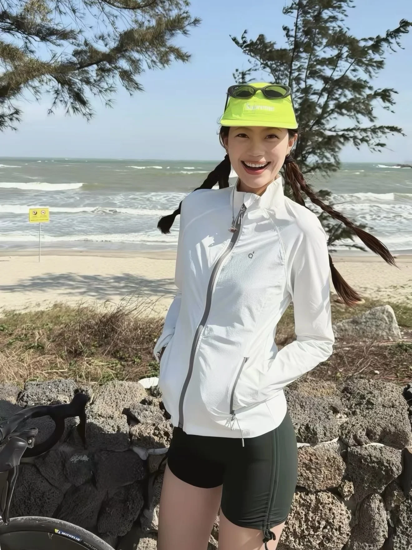 Lightweight Outdoor Sports Sun Protection Jacket Stand Collar Long Sleeve Zipper Closure Short Length Men's Women's Jacket
Lightweight Outdoor Sports Sun Protection Jacket Stand Collar Long Sleeve Zipper Closure Short Length Men's Women's Jacket