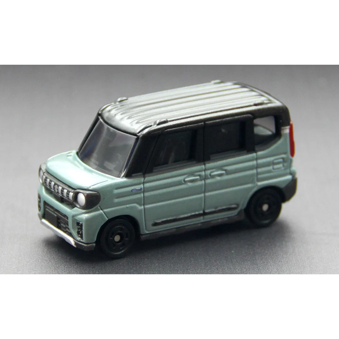 Модель автомобиля TOMY Simulation Alloy Car Model Tomica, игрушки для мальчиков, красная и белая коробка, №. 26 Suzuki Bread Truck 950660
Модель автомобиля TOMY Simulation Alloy Car Model Tomica, игрушки для мальчиков, красная и белая коробка, №. 26 Suzuki Bread Truck 950660