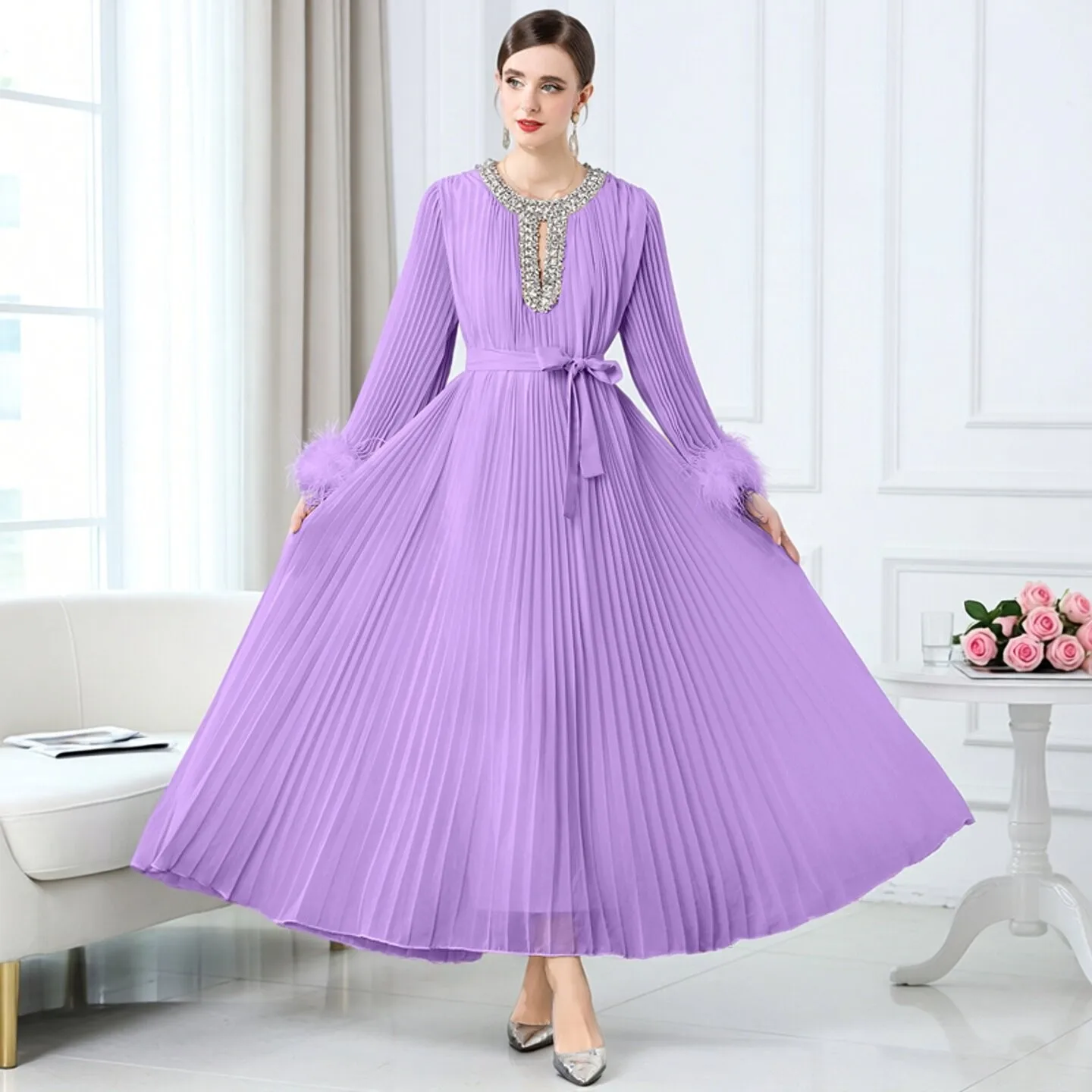 Elegant Long Sleeve Violet Maxi Dress with Ostrich Feather Embellishments And Pleated Skirt for Holiday Travel And Celebration
Elegant Long Sleeve Violet Maxi Dress with Ostrich Feather Embellishments And Pleated Skirt for Holiday Travel And Celebration