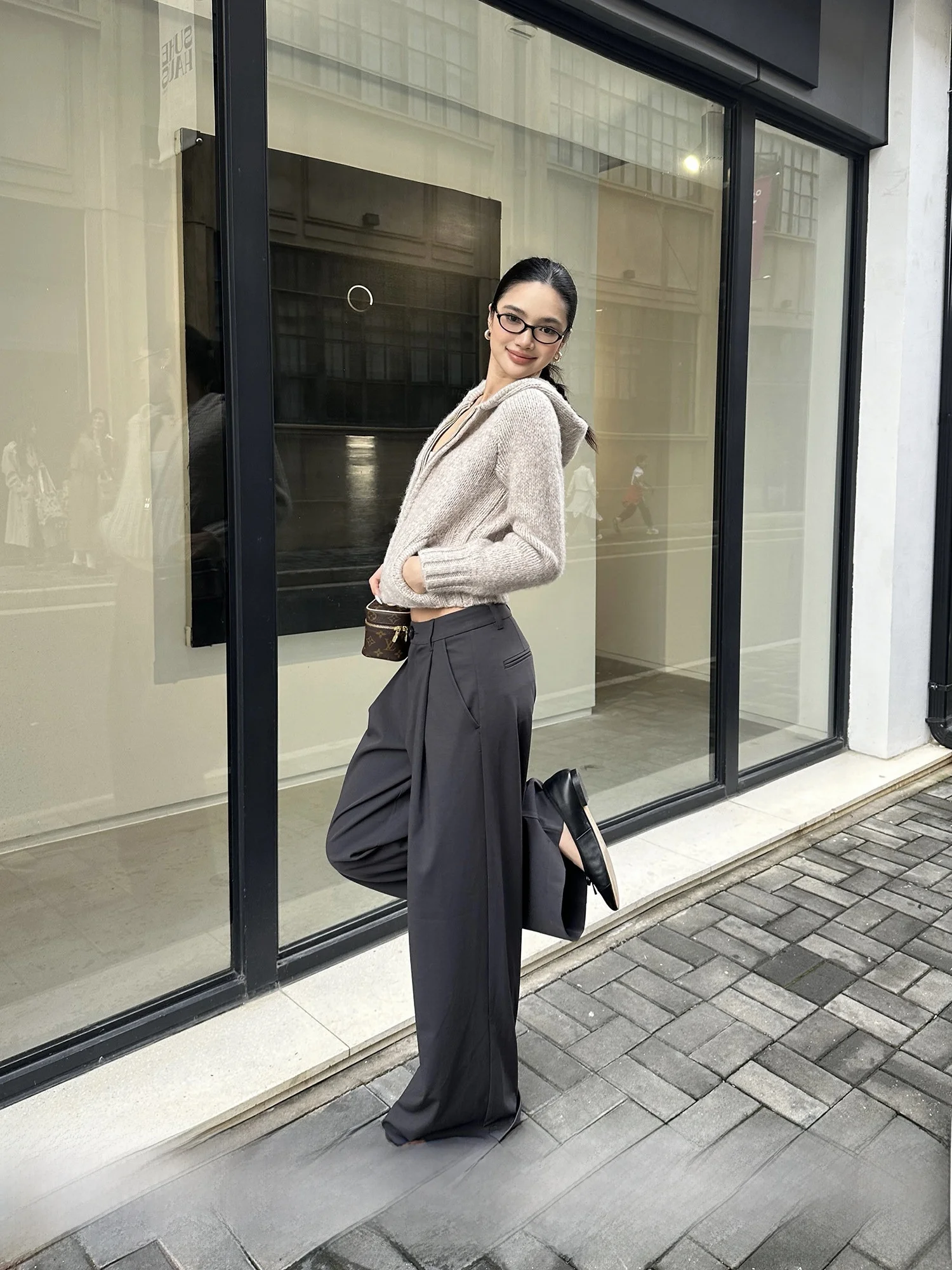 Женские широкие брюки Rovente: комфортные, свободные, повседневные, прямого кроя, осенние, премиум-класса
Женские широкие брюки Rovente: комфортные, свободные, повседневные, прямого кроя, осенние, премиум-класса