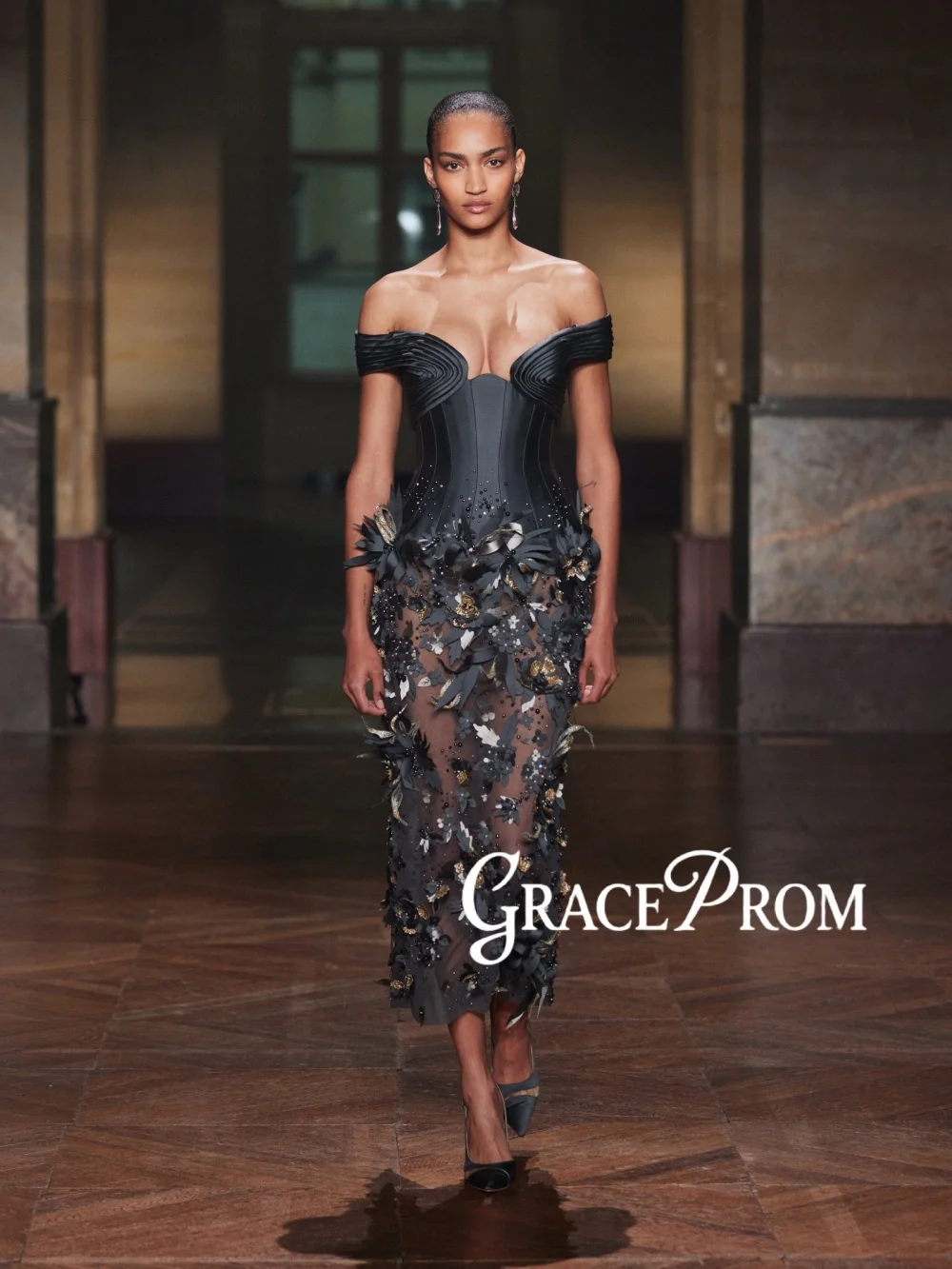 Stunning 3D Floral Pearls Evening Dress Pleated Off Shoulder Straight Wedding Party Gowns Customized Illusion Banquet Gowns
Stunning 3D Floral Pearls Evening Dress Pleated Off Shoulder Straight Wedding Party Gowns Customized Illusion Banquet Gowns