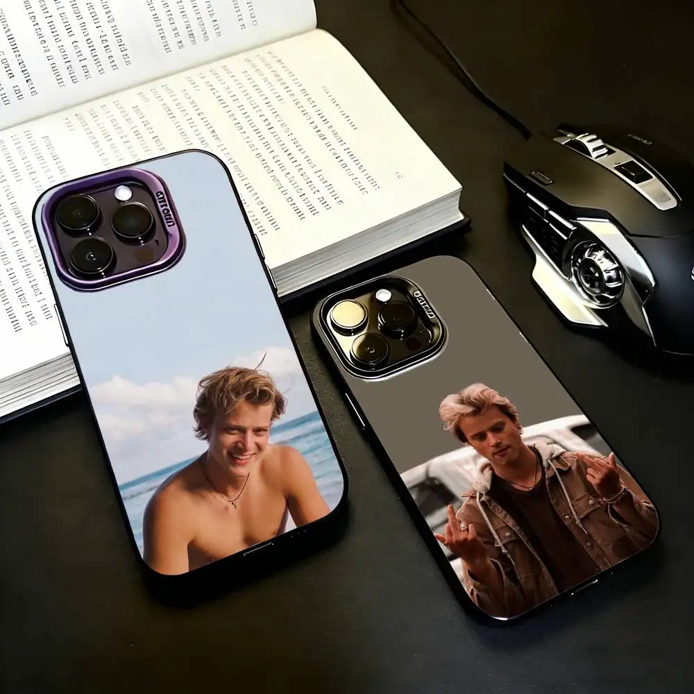 JJ M-Maybank Black Candy silver phone case Phone Case For iPhone17,16,15,14,13,12,11 Plus,Pro Max
JJ M-Maybank Black Candy silver phone case Phone Case For iPhone17,16,15,14,13,12,11 Plus,Pro Max